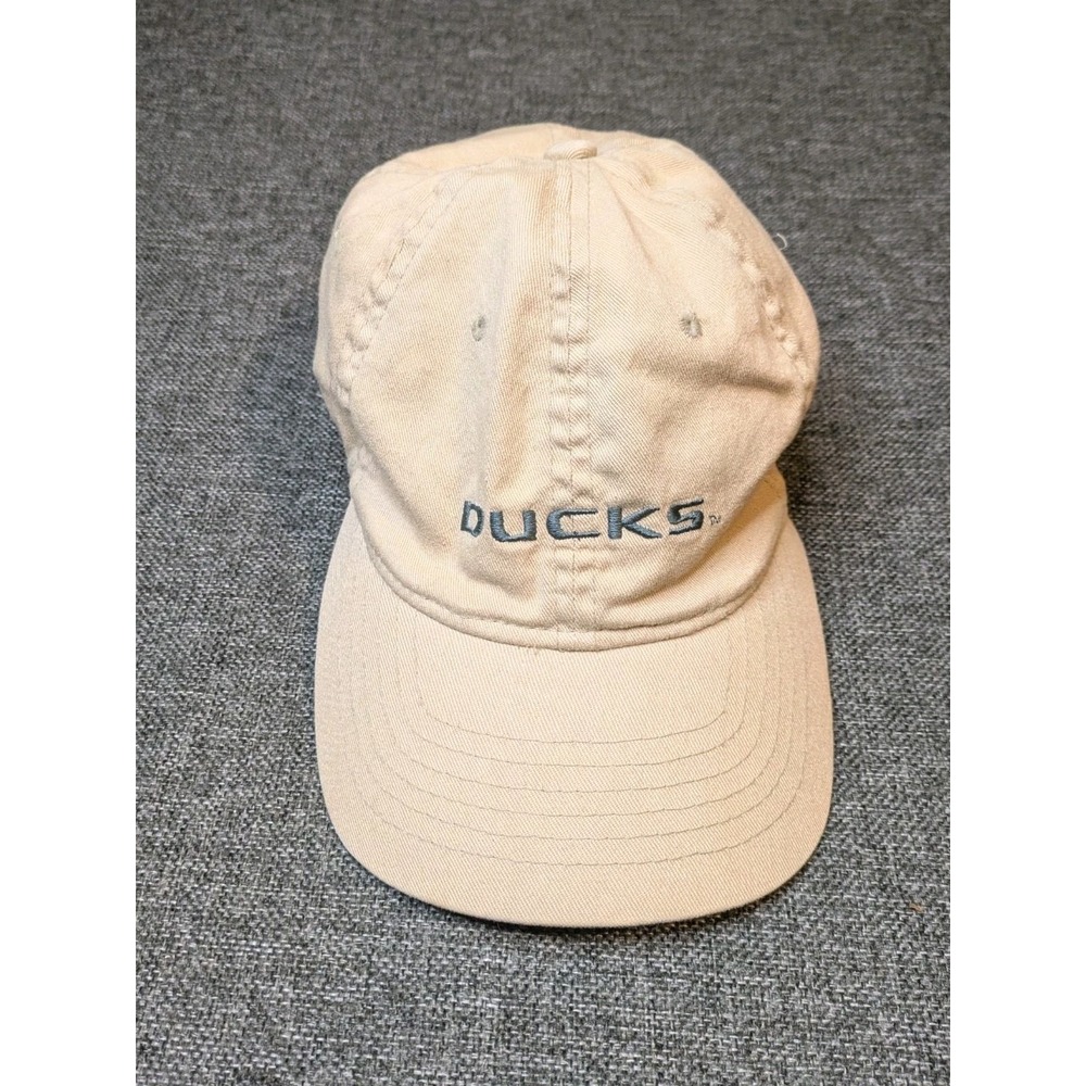 Oregon University Ducks Hat Beige Embroidered Logo Flex Fit One Size Ball Cap